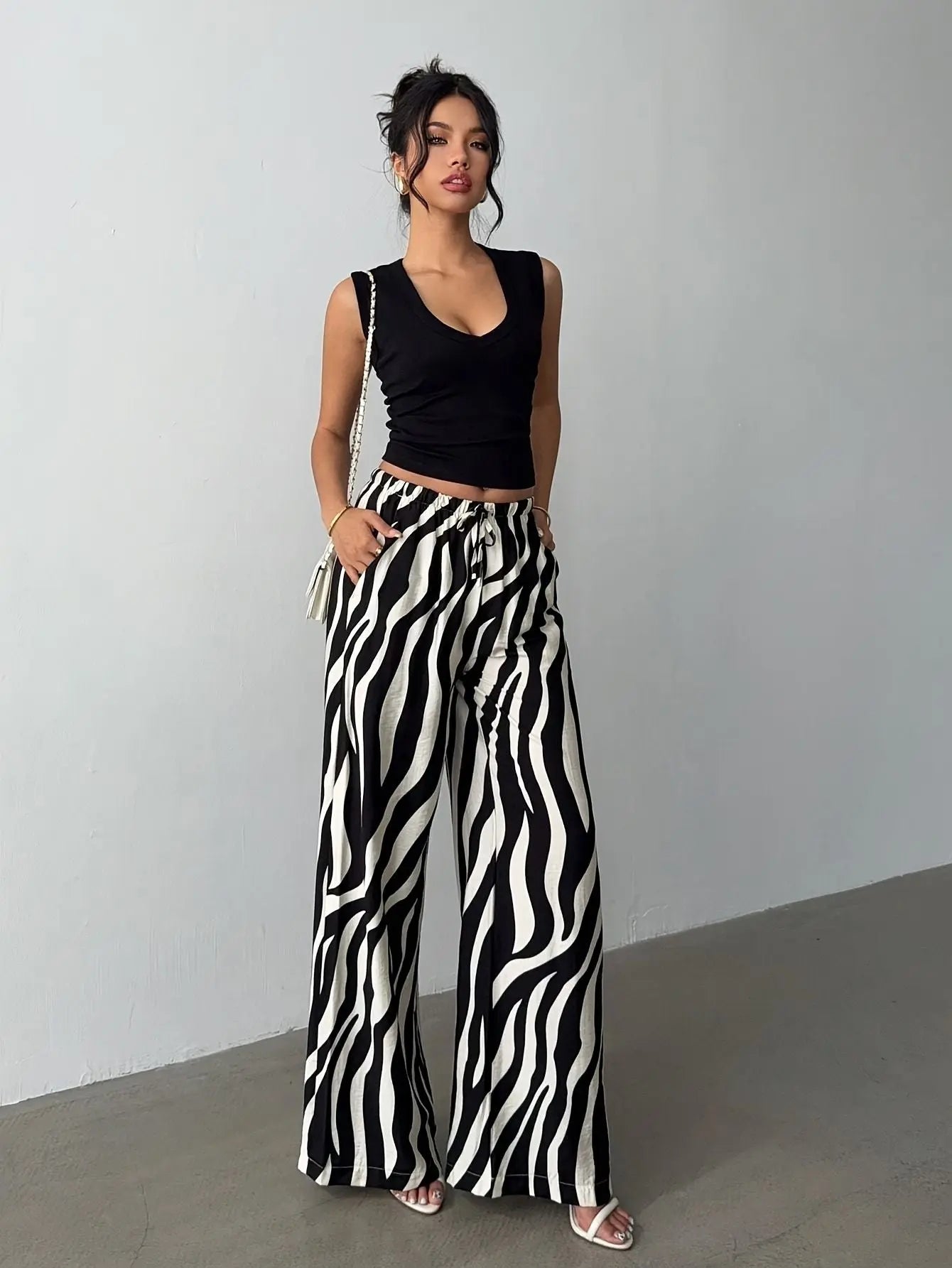 Zebra Stripe Wide Leg Pants Kerinna