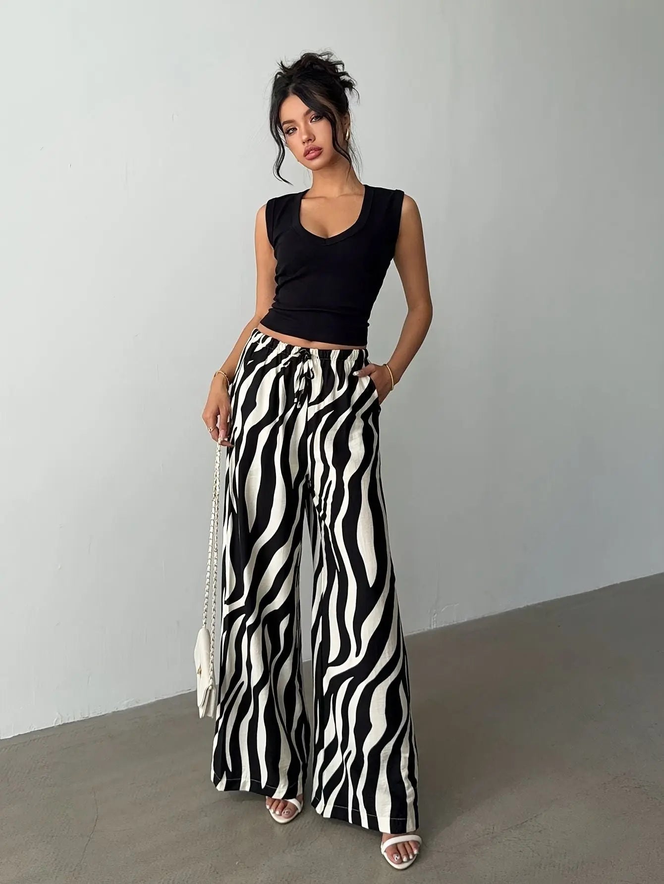Zebra Stripe Wide Leg Pants Kerinna